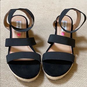 Steve Madden girls black sandal